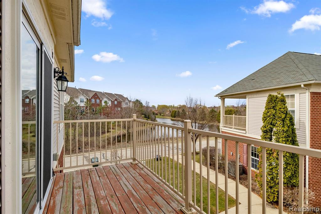 300 CHERRY STONE Drive, 36, Canton, MI 48188 — Photo 34