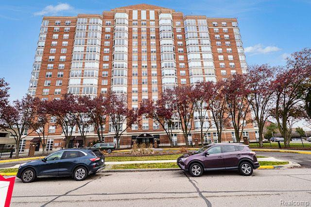 250 E HARBORTOWN Drive, 908, Detroit, MI 48207 — front exterior