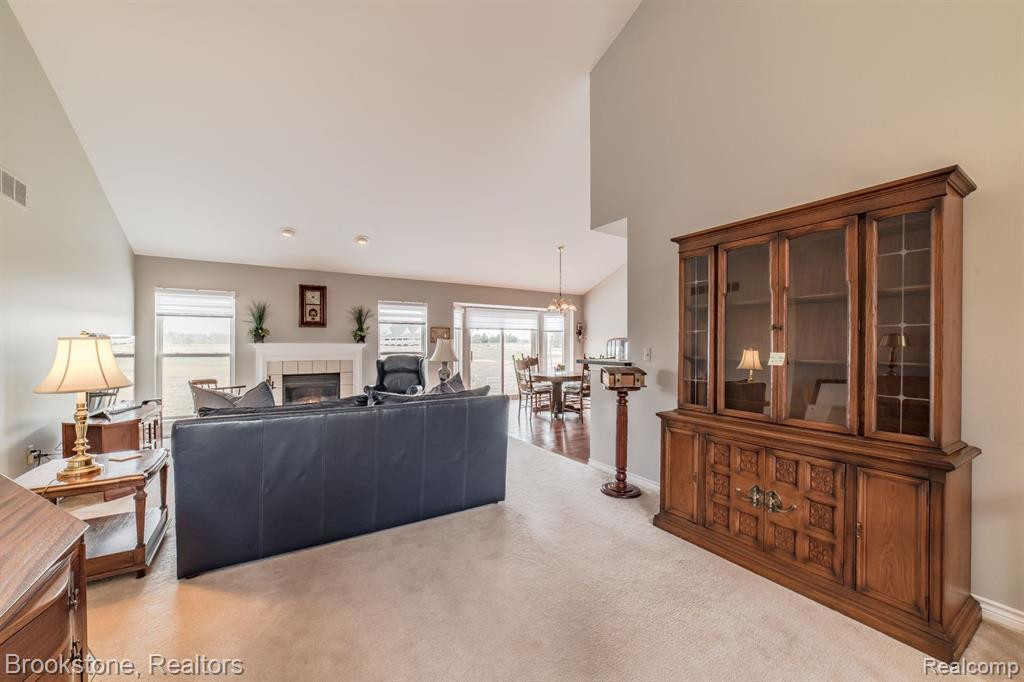 420 GOLF VILLA Drive, Oxford, MI 48371 — Photo 6
