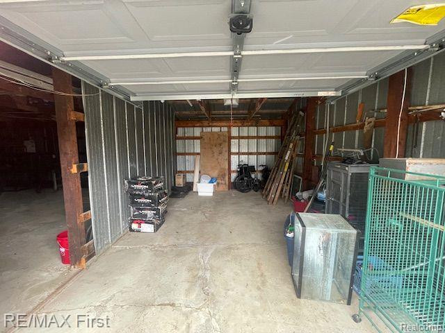 11293 DUNNIGAN Road, Emmett, MI 48022 — Photo 9