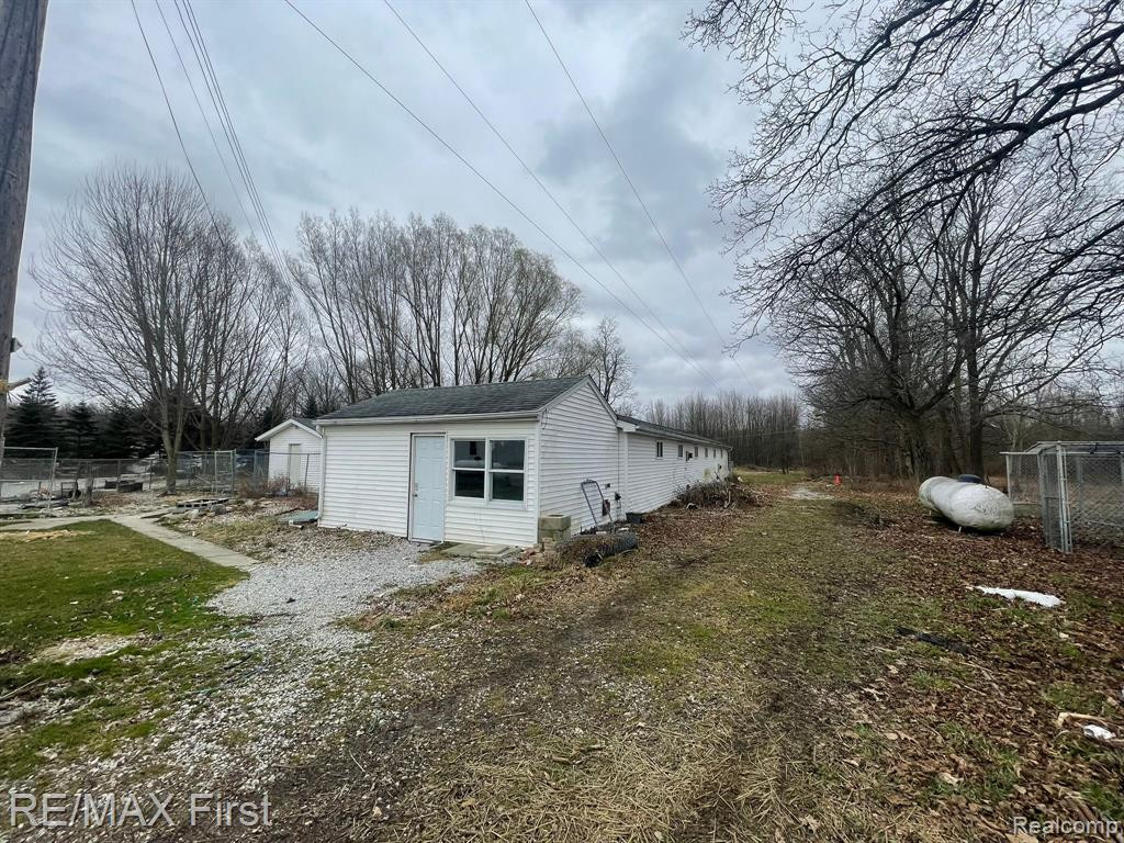 11293 DUNNIGAN Road, Emmett, MI 48022 — Photo 17