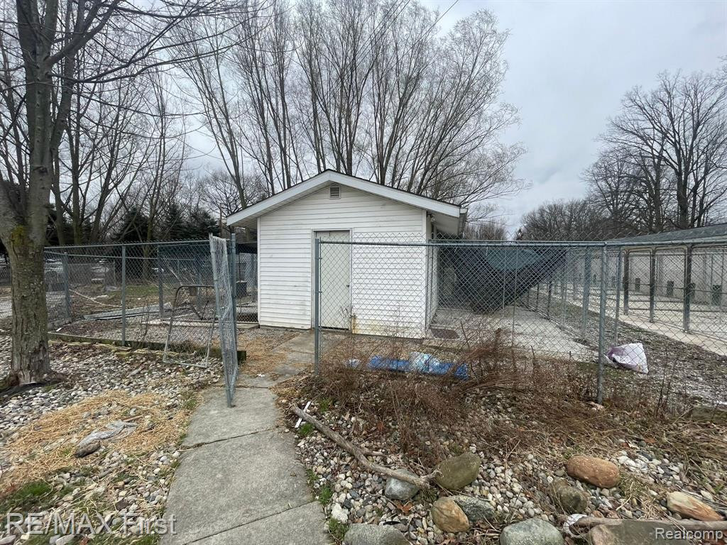 11293 DUNNIGAN Road, Emmett, MI 48022 — Photo 29