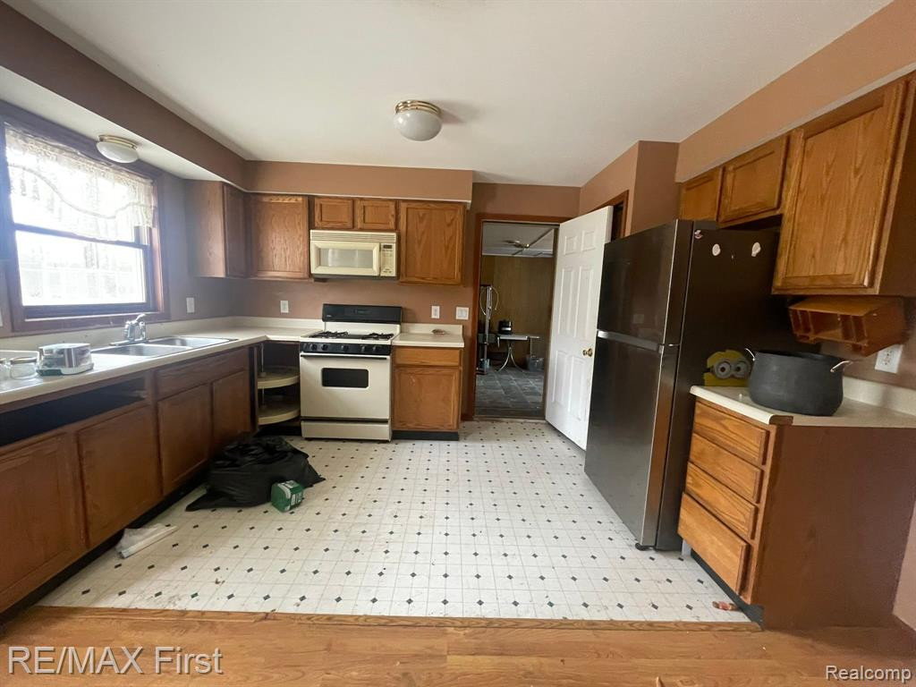 11293 DUNNIGAN Road, Emmett, MI 48022 — Photo 43
