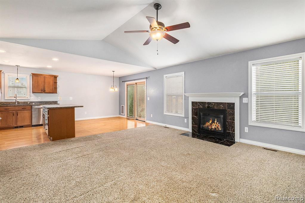 3467 AMBER OAKS Drive, Howell, MI 48855 — Photo 2