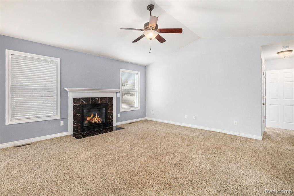 3467 AMBER OAKS Drive, Howell, MI 48855 — Photo 3