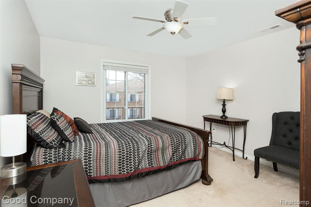 30795 SHIAWASSEE Road, 8B, Farmington, MI 48336 — Photo 11