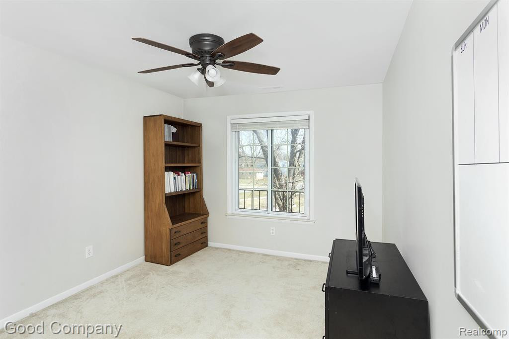 30795 SHIAWASSEE Road, 8B, Farmington, MI 48336 — Photo 18