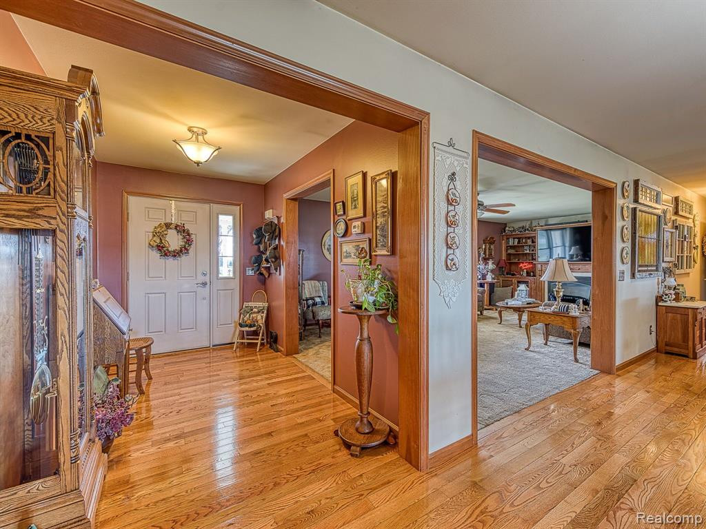 7992 BLUEBUSH Road, Maybee, MI — Photo 4