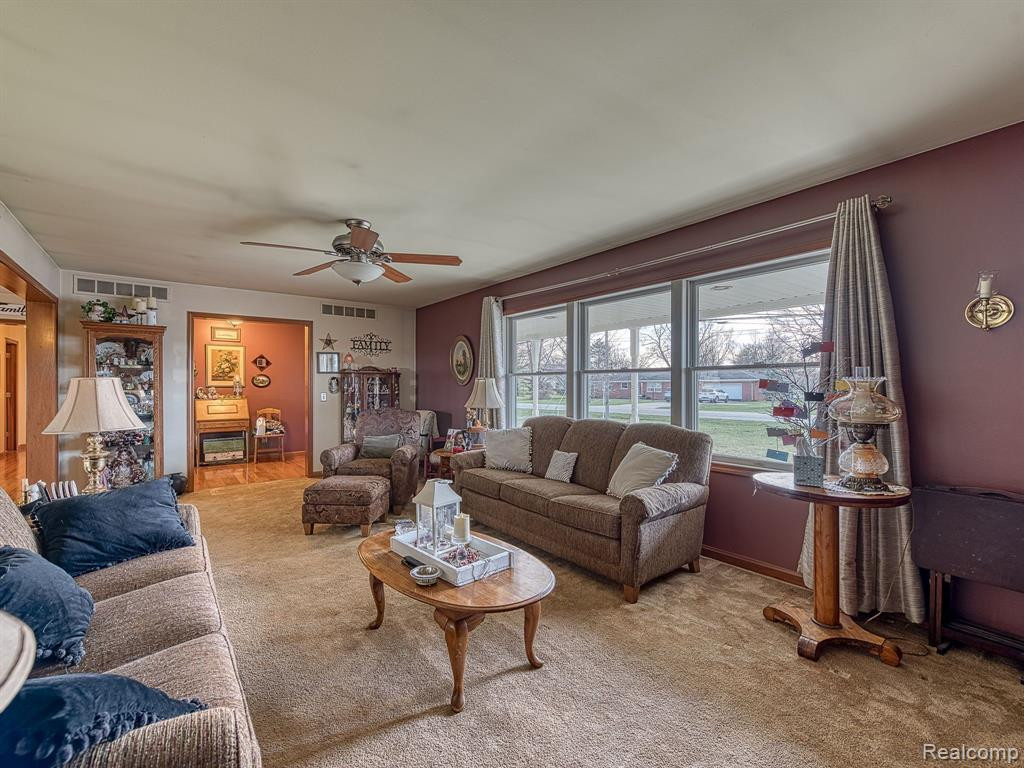 7992 BLUEBUSH Road, Maybee, MI — Photo 11