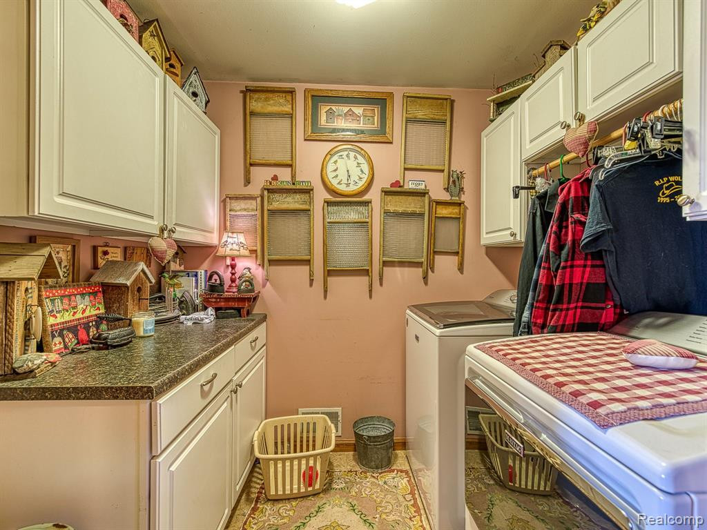 7992 BLUEBUSH Road, Maybee, MI — Photo 24