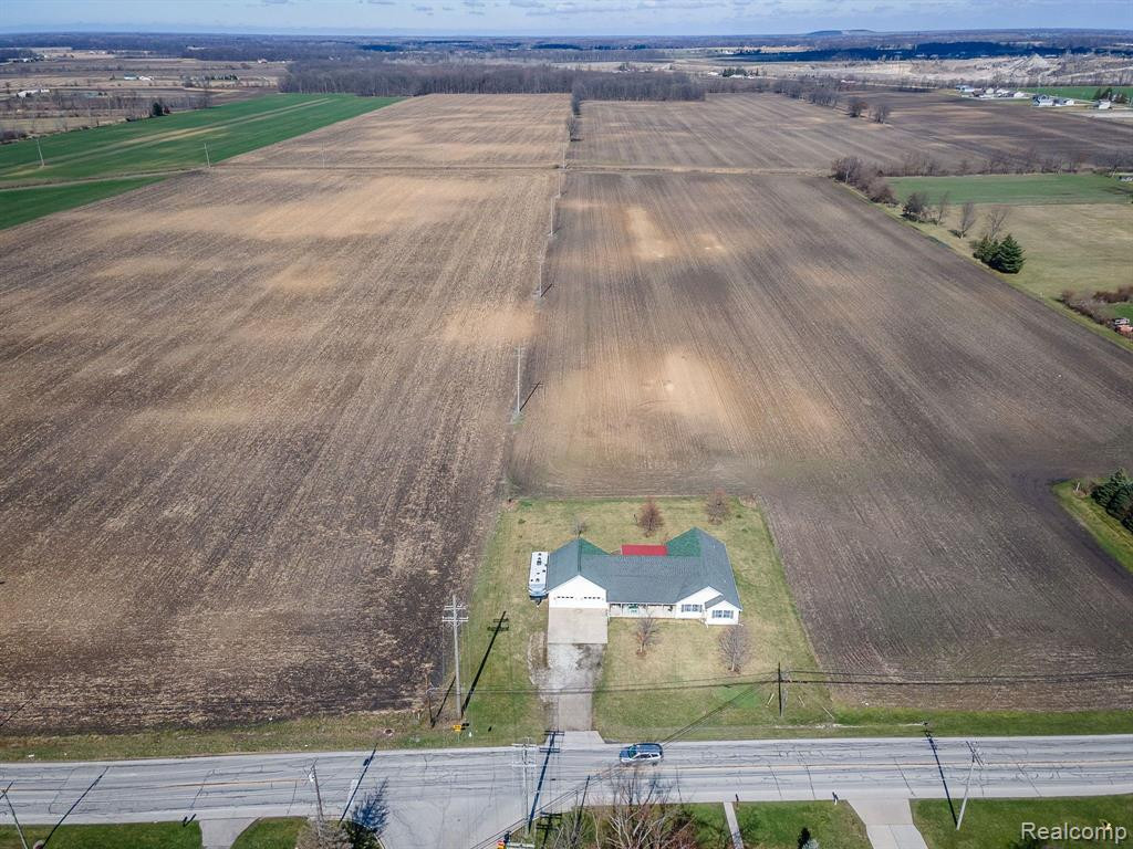 7992 BLUEBUSH Road, Maybee, MI — Photo 38