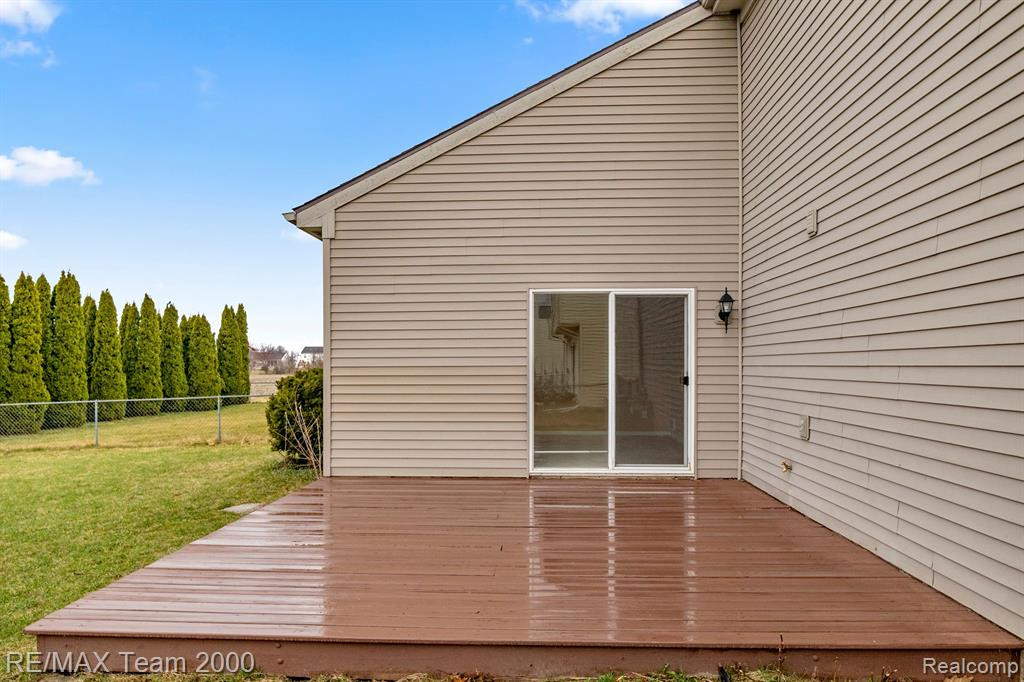 7366 MAPLELAWN Drive, Ypsilanti, MI 48197 — Photo 5