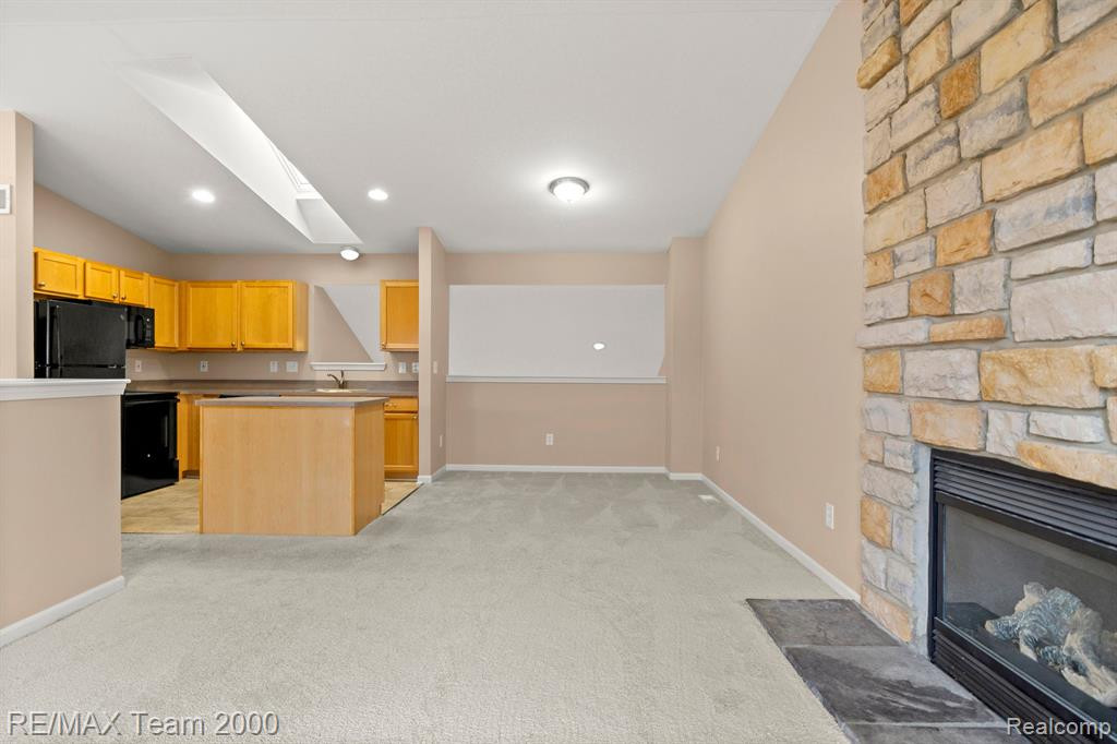 7366 MAPLELAWN Drive, Ypsilanti, MI 48197 — Photo 9