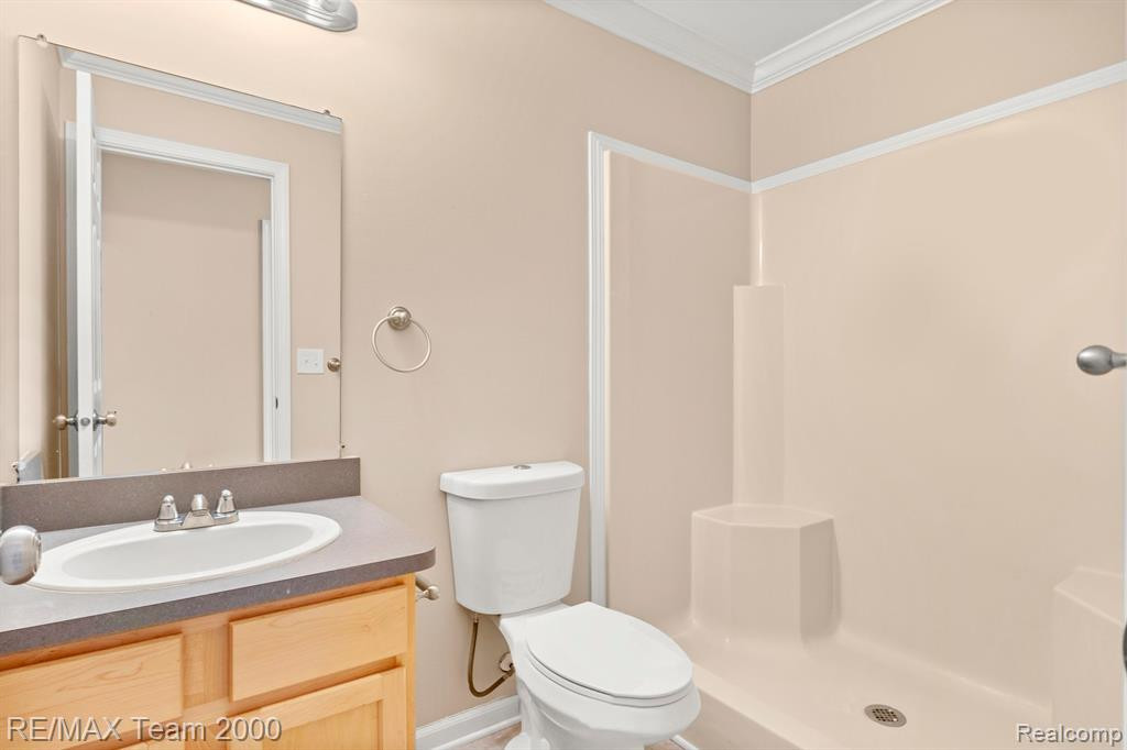 7366 MAPLELAWN Drive, Ypsilanti, MI 48197 — Photo 29
