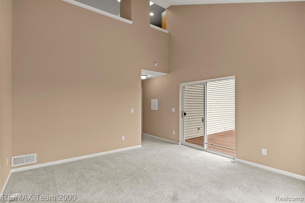 7366 MAPLELAWN Drive, Ypsilanti, MI 48197 — Photo 32