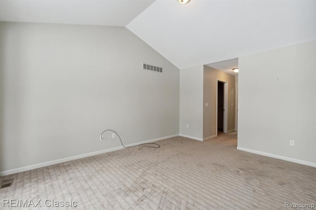 1179 ANDOVER Circle, Commerce Twp, MI 48390 — Photo 21