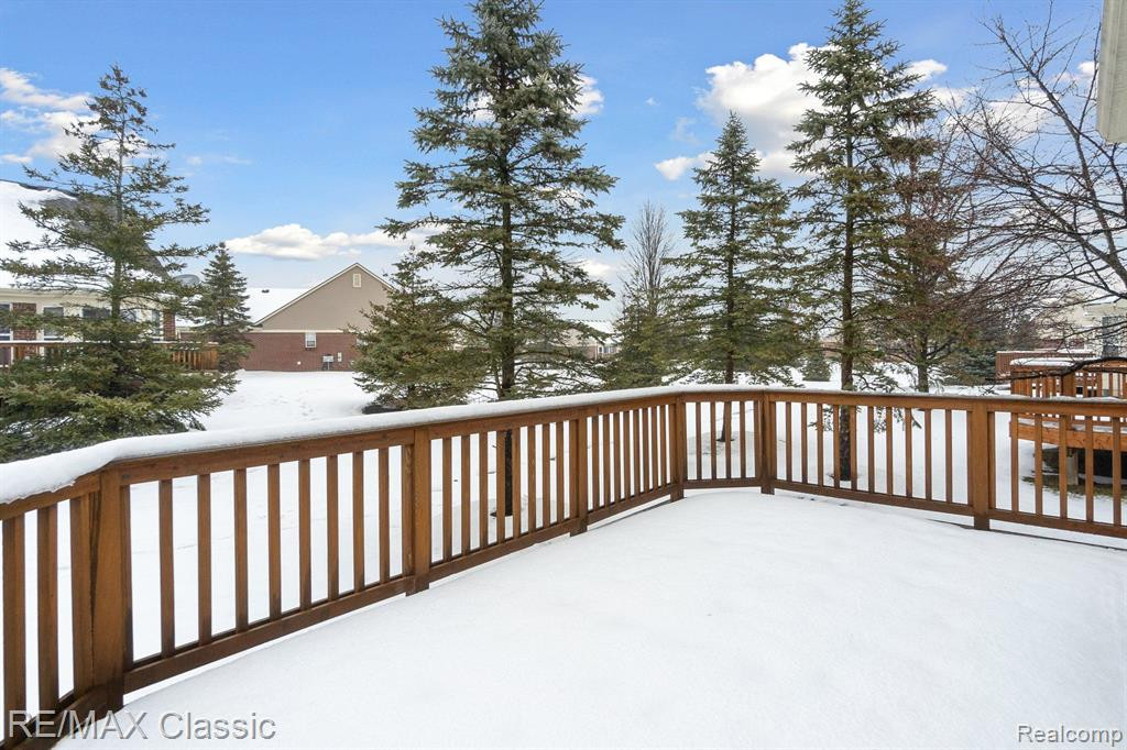 1179 ANDOVER Circle, Commerce Twp, MI 48390 — Photo 27