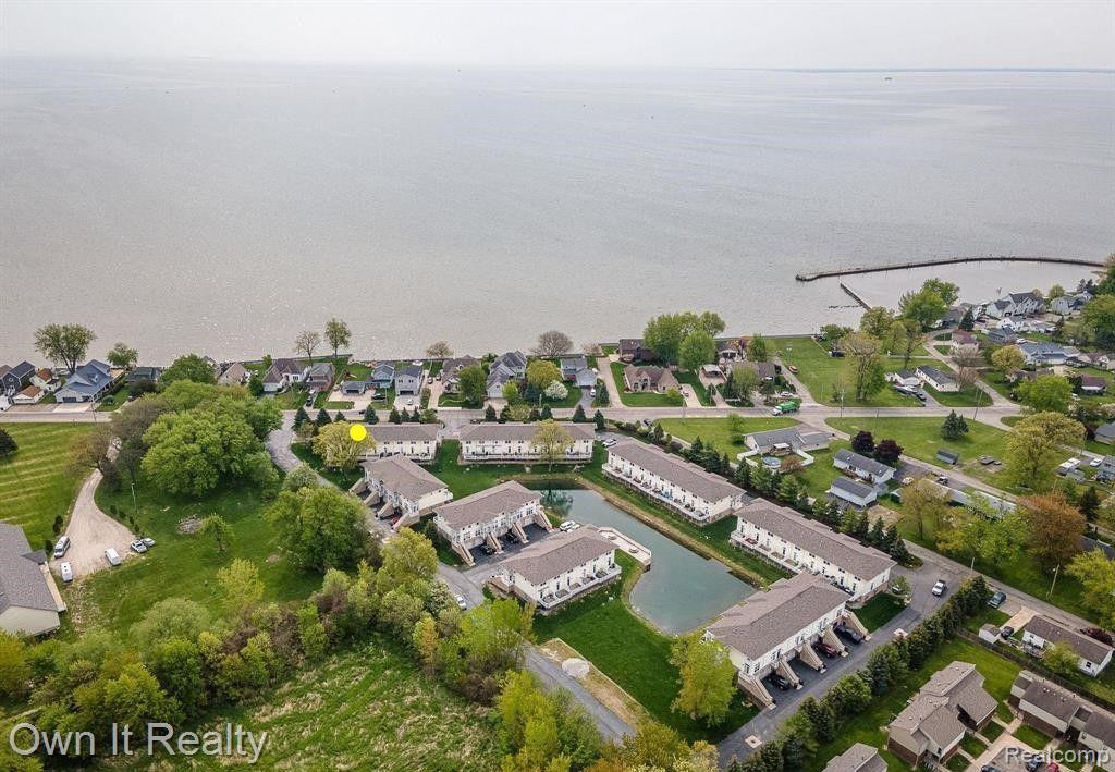 408 BEACHWALK Trail, Luna Pier, MI 48157 — Photo 3