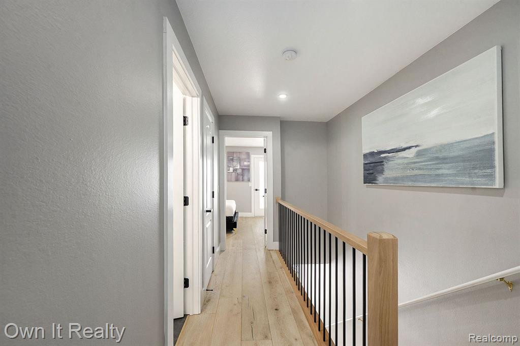 408 BEACHWALK Trail, Luna Pier, MI 48157 — Photo 17