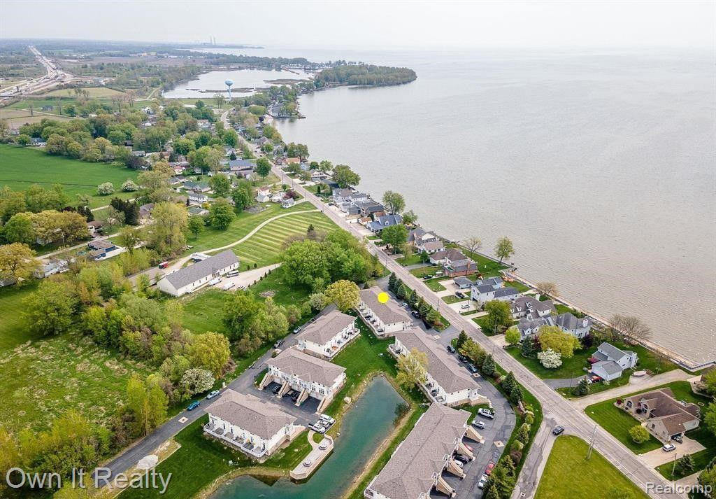 408 BEACHWALK Trail, Luna Pier, MI 48157 — Photo 34