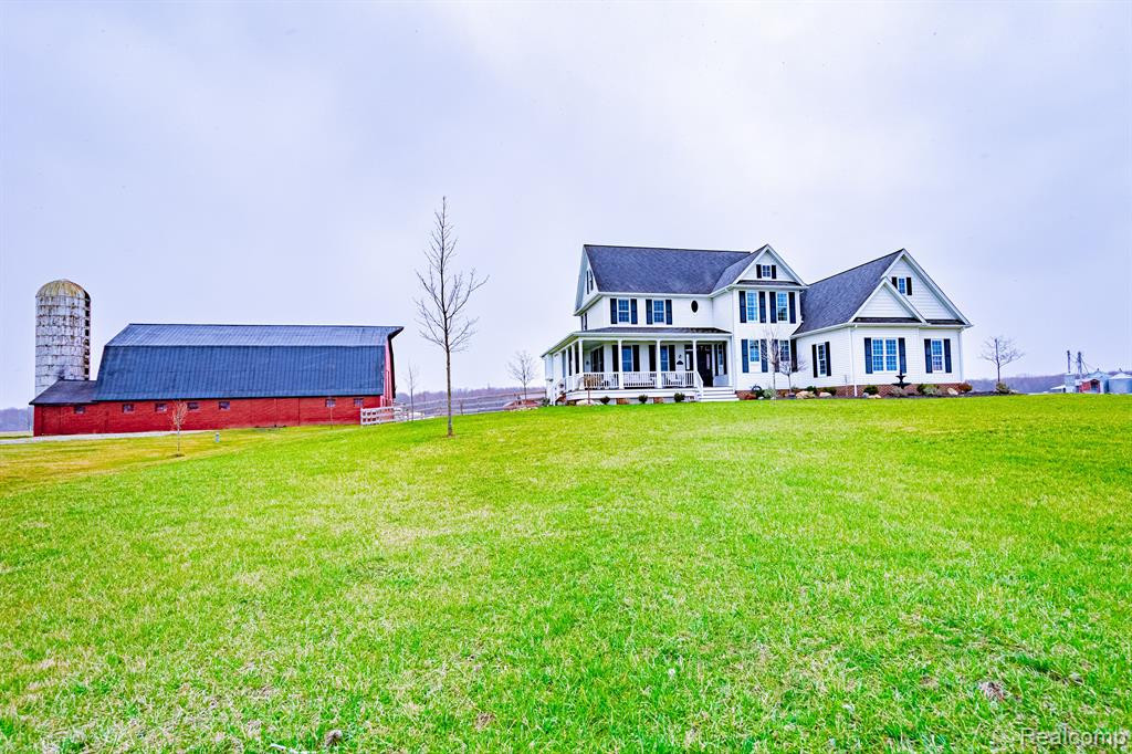 6501 TRUMBLE Road, St. Clair, MI 48079 — Photo 3