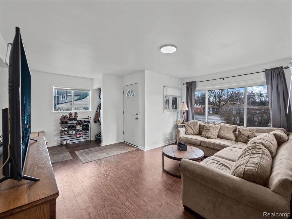 3304 PLATT Road, Ann Arbor, MI 48108 — Photo 3