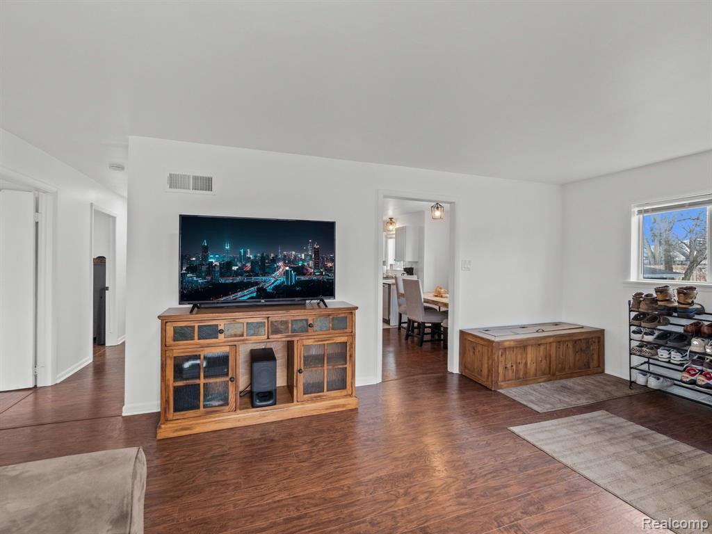 3304 PLATT Road, Ann Arbor, MI 48108 — Photo 9