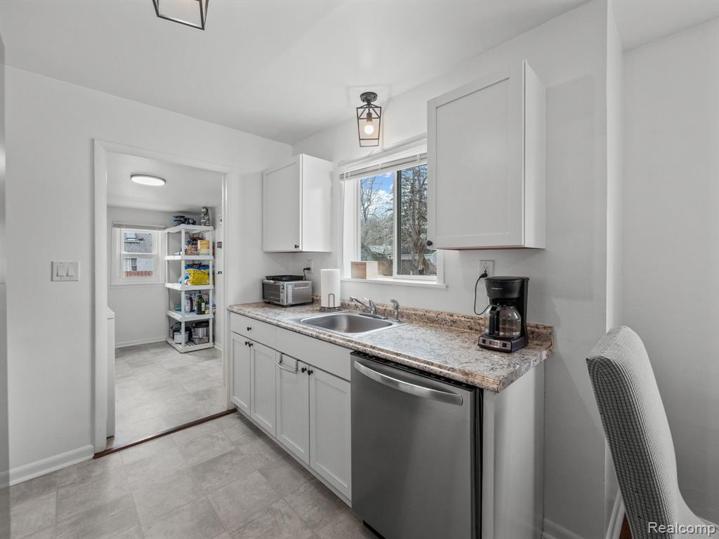 3304 PLATT Road, Ann Arbor, MI 48108 — Photo 11