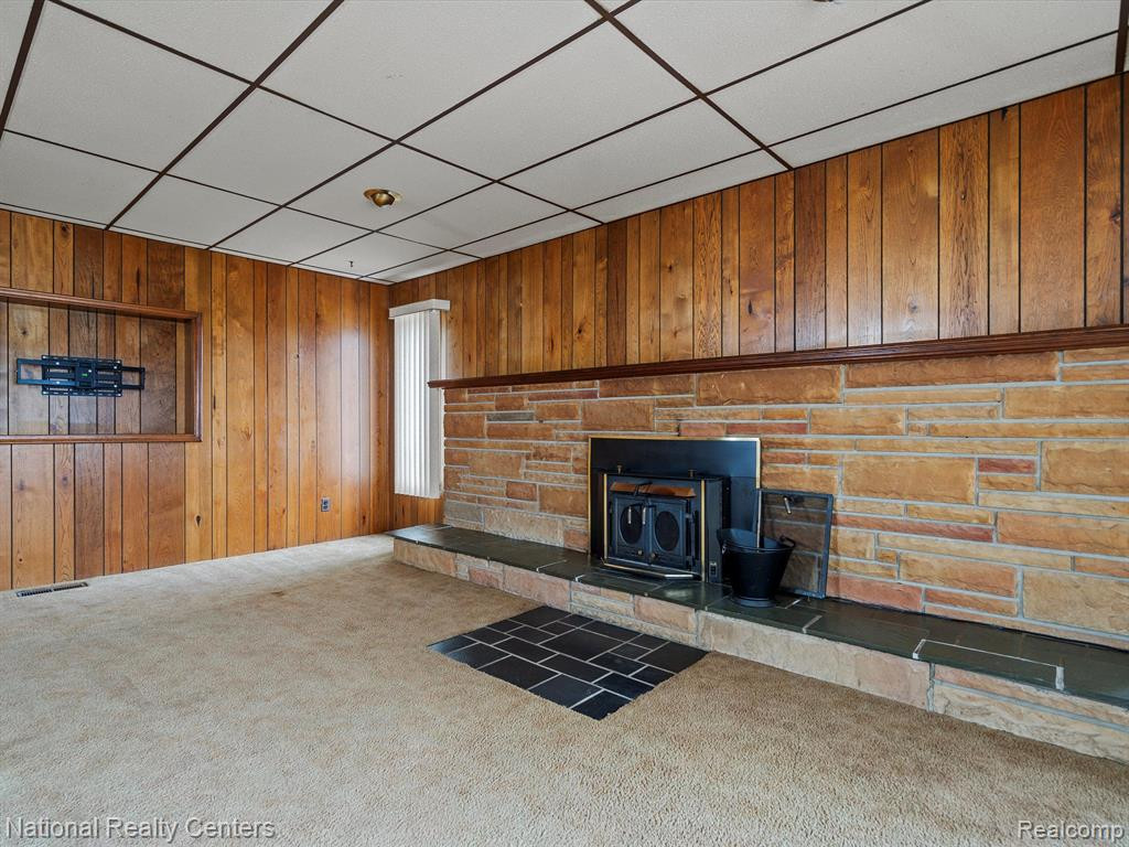 8527 Metropolitan Parkway, Sterling Heights, MI 48312 — Photo 10