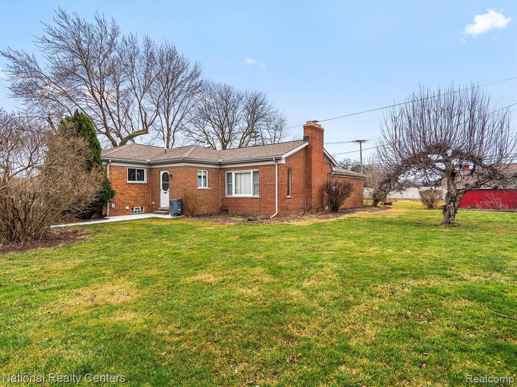 8527 Metropolitan Parkway, Sterling Heights, MI 48312 — Photo 25