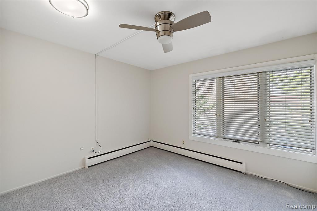 376 W Concord Place, 4, Bloomfield Hills, MI 48304 — Photo 23
