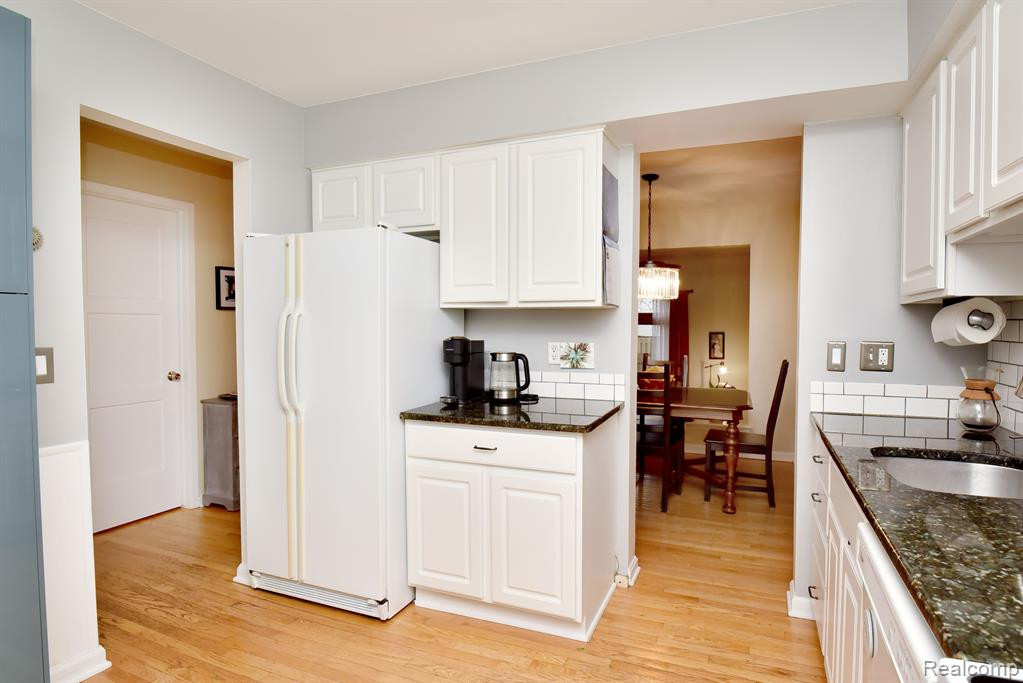 1773 BRENTWOOD Drive, Troy, MI 48098 — Photo 10