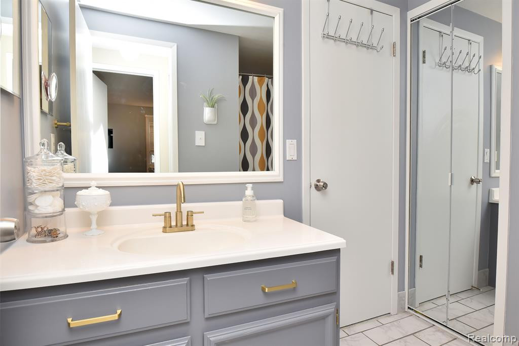 1773 BRENTWOOD Drive, Troy, MI 48098 — Photo 16
