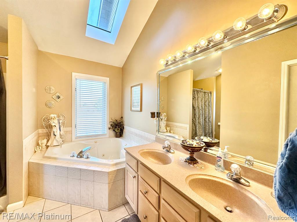 6040 W COLDWATER Road, Flushing, MI 48433 — Photo 13