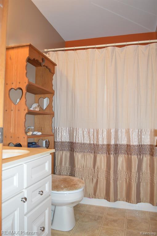6040 W COLDWATER Road, Flushing, MI 48433 — Photo 21