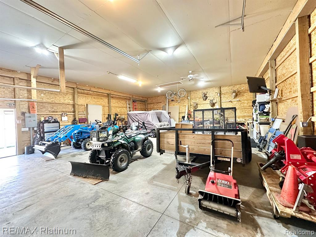 6040 W COLDWATER Road, Flushing, MI 48433 — Photo 39