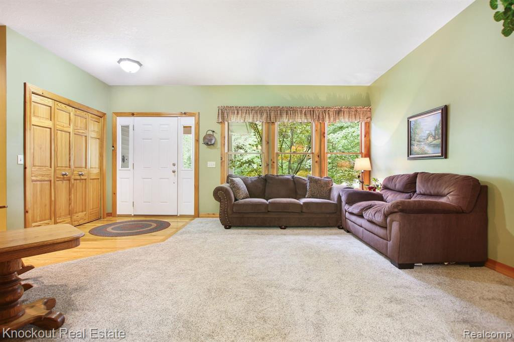 3340 S GLEANER Road, Saginaw, MI 48609 — Photo 8