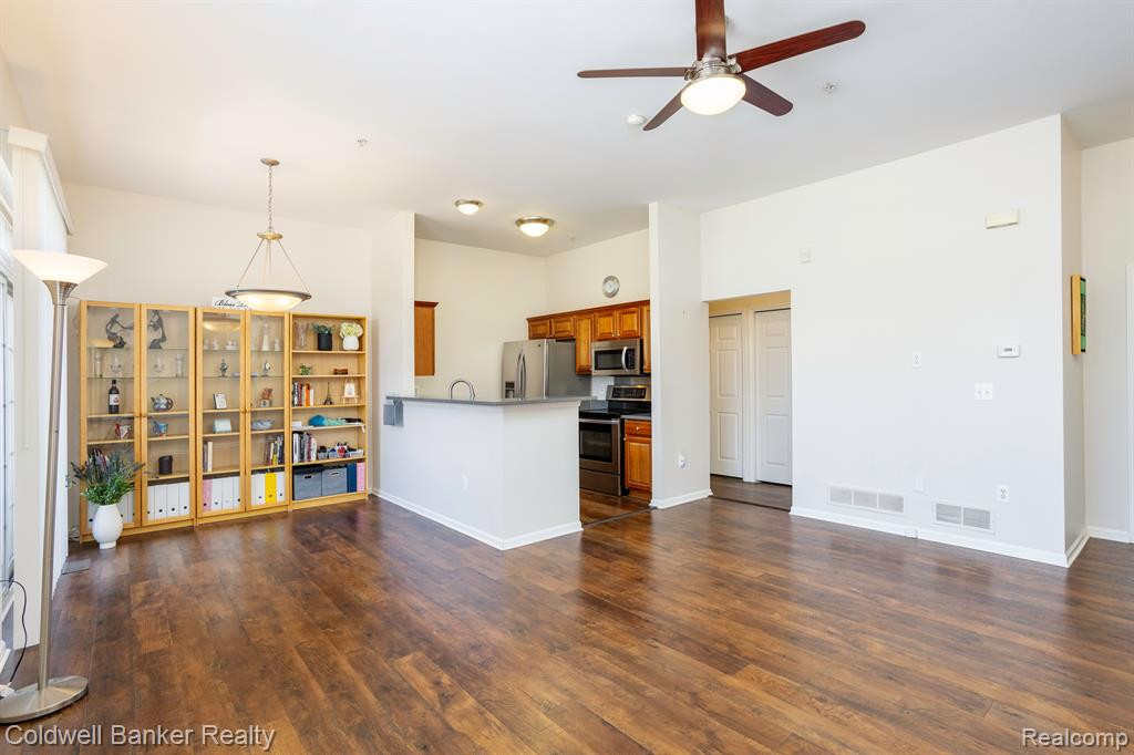 39765 Rockcrest Circle, Northville, MI 48168 — Photo 3