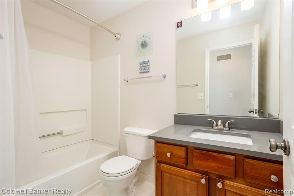 39765 Rockcrest Circle, Northville, MI 48168 — Photo 16