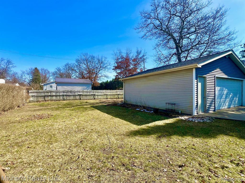 981 Gill Street, Oxford, MI 48371 — Photo 5