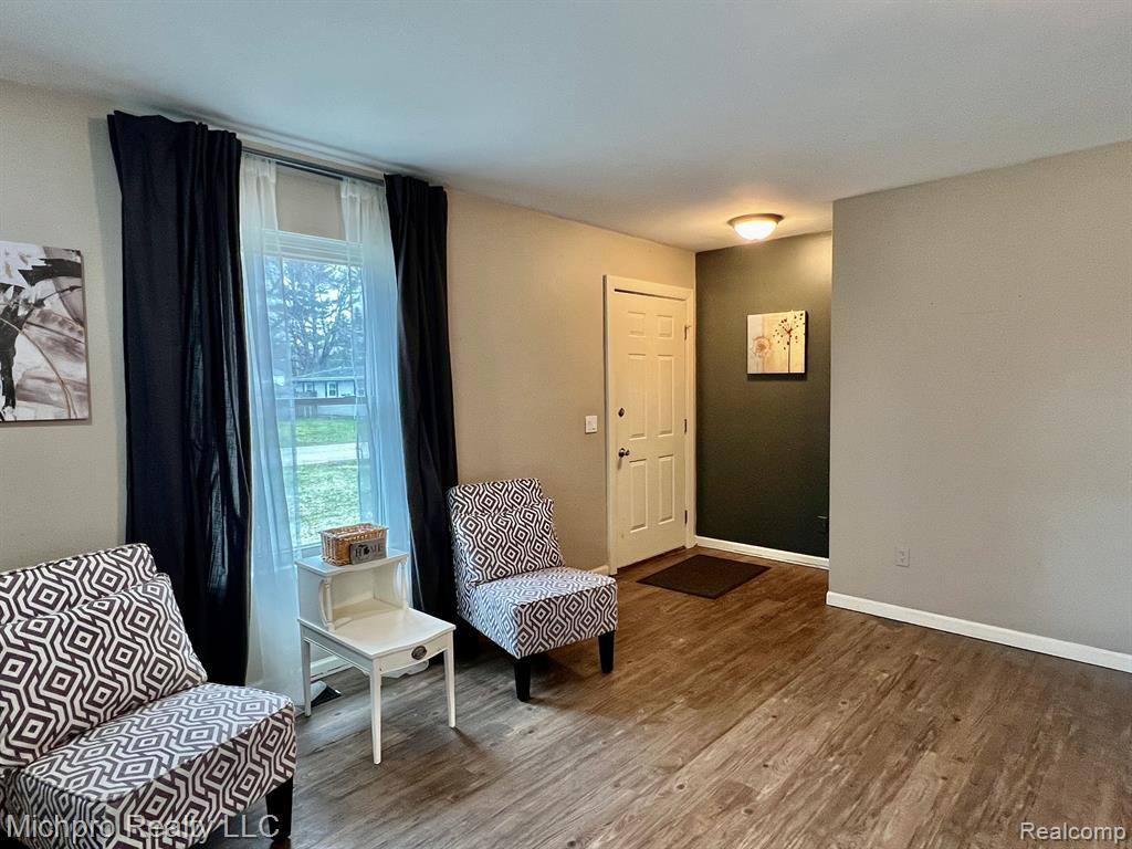 981 Gill Street, Oxford, MI 48371 — Photo 10