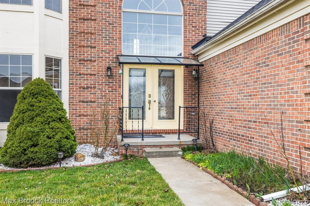 6298 JONQUIL Lane, Ypsilanti, MI 48197 — Photo 3