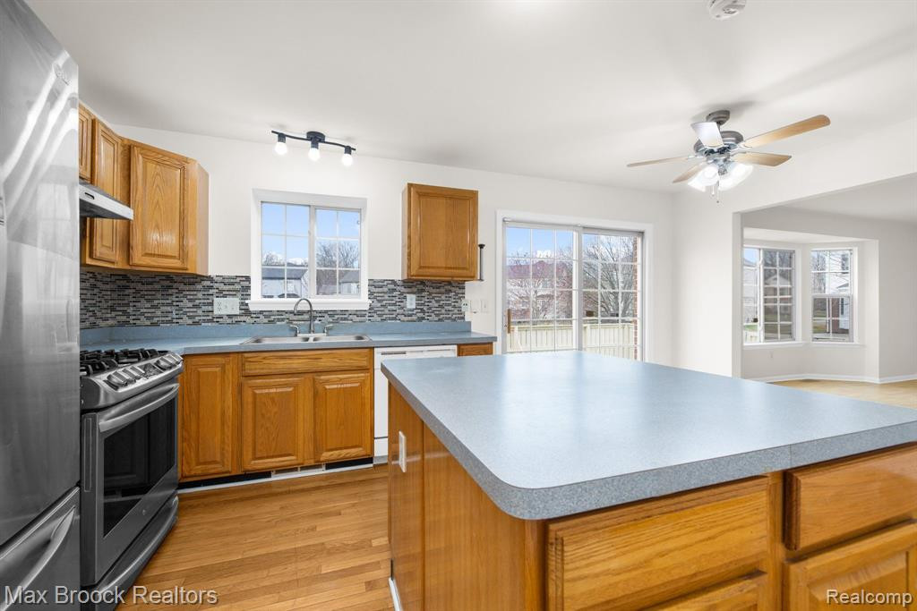 6298 JONQUIL Lane, Ypsilanti, MI 48197 — Photo 15
