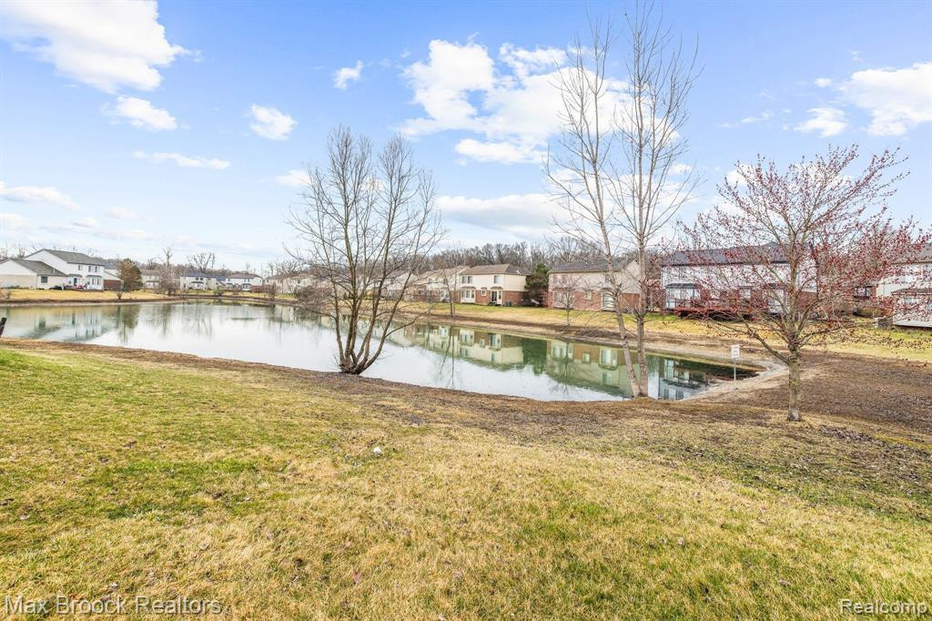 6298 JONQUIL Lane, Ypsilanti, MI 48197 — Photo 45