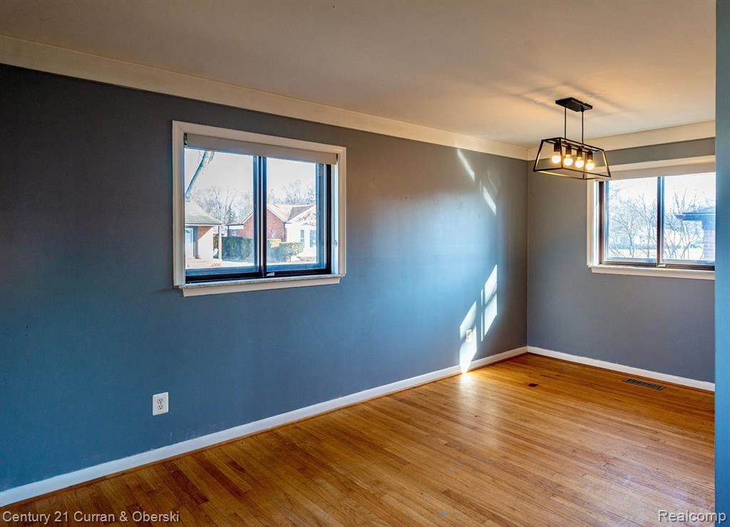 546 N WILSON Avenue, Clawson, MI — Photo 6