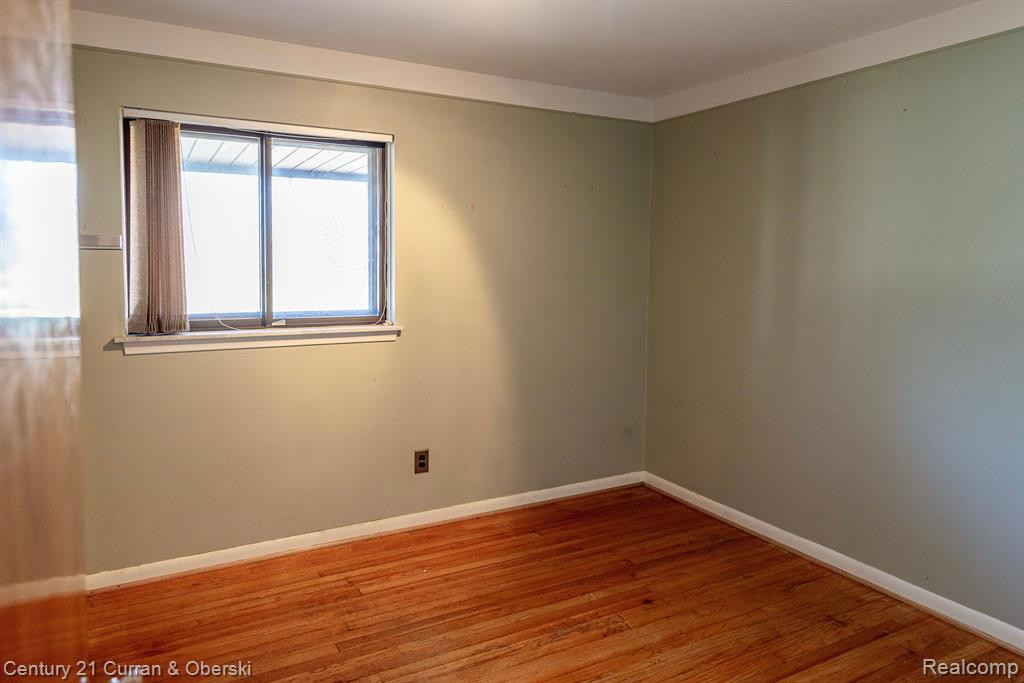546 N WILSON Avenue, Clawson, MI — Photo 8