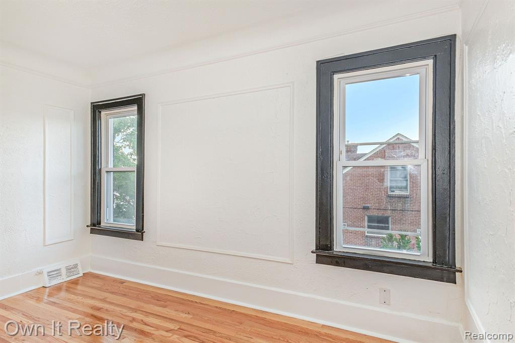 6456 YINGER Avenue, Dearborn, MI 48126 — Photo 18