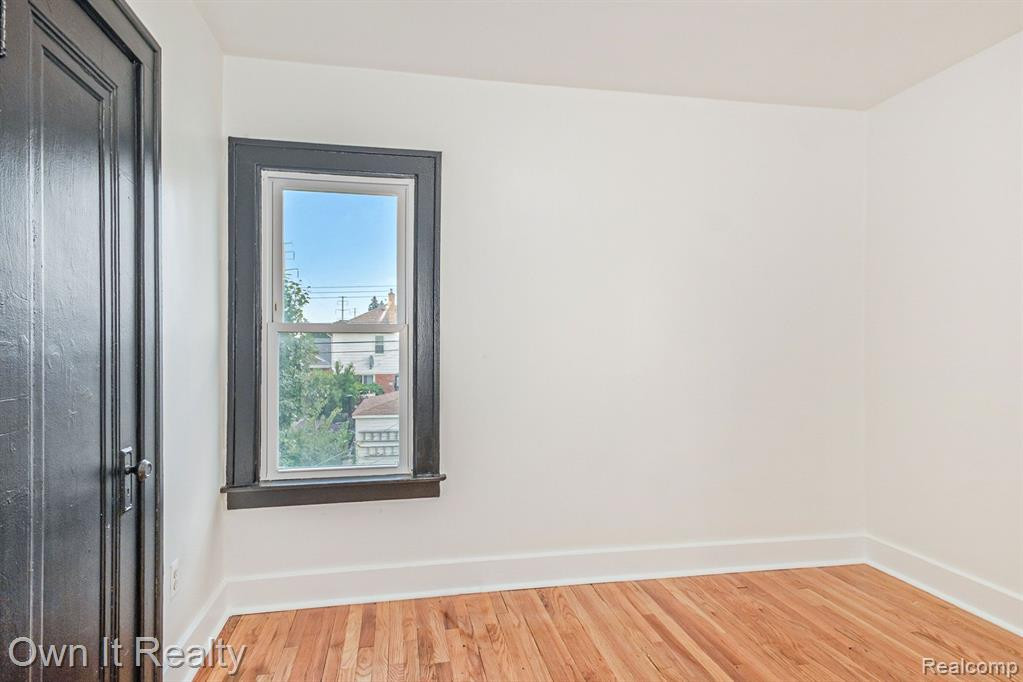 6456 YINGER Avenue, Dearborn, MI 48126 — Photo 19