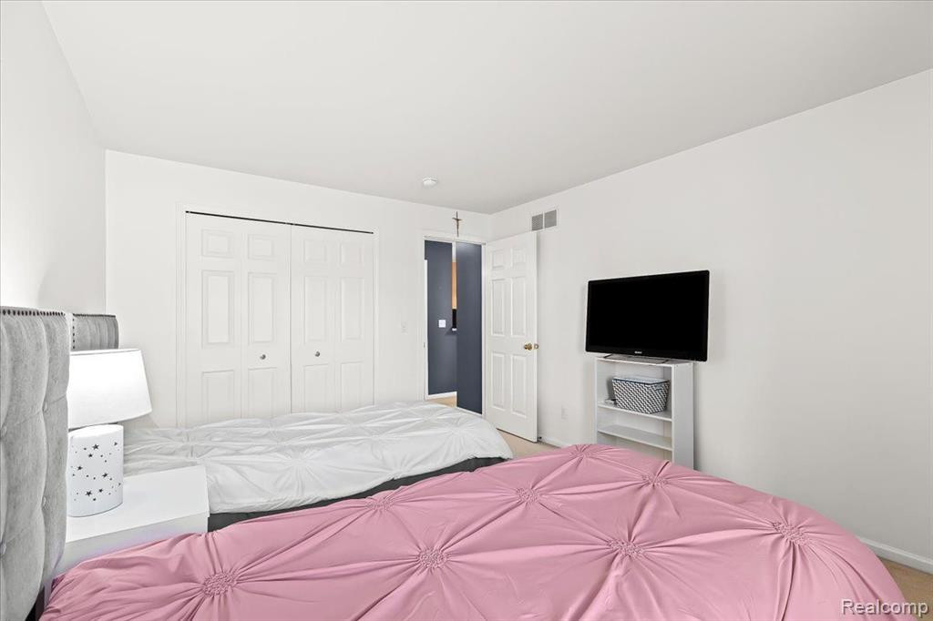 32104 ALEXA Drive, Walled Lake, MI 48390 — Photo 17