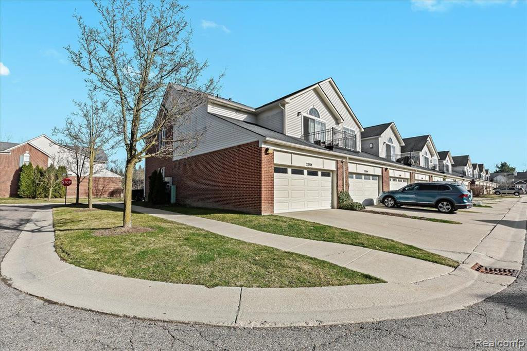 32104 ALEXA Drive, Walled Lake, MI 48390 — Photo 24